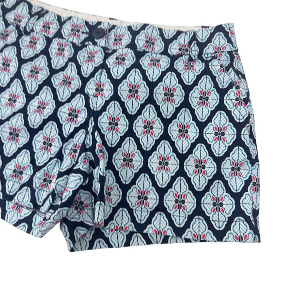 Crown & Ivy Womens Size 4P Floral Patterned Chino Shorts Cotton Blend - Picture 11 of 11